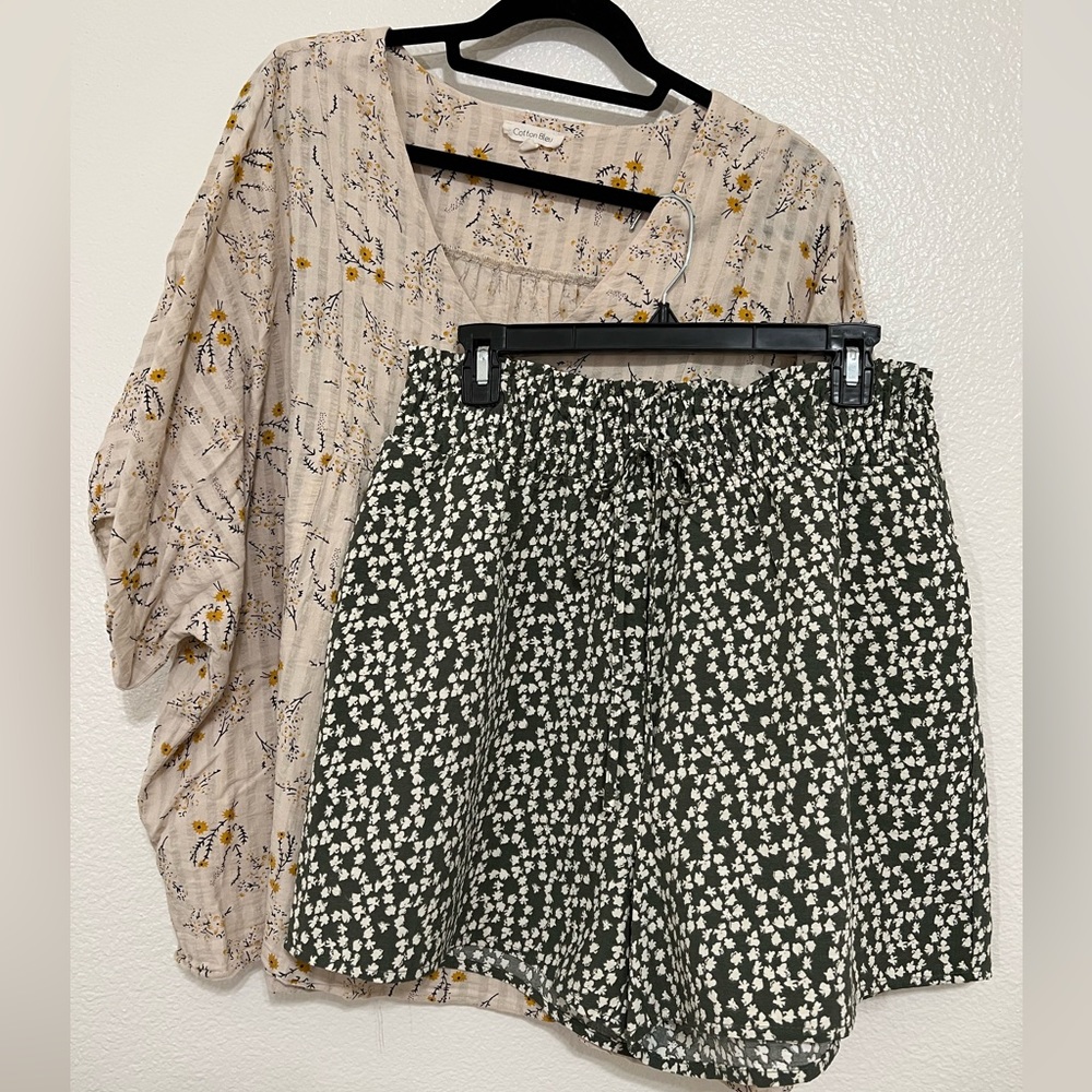 Piper and Scoot- Brand: Cotton Bleu- XL bundle top and shorts